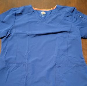 Set of scrubs